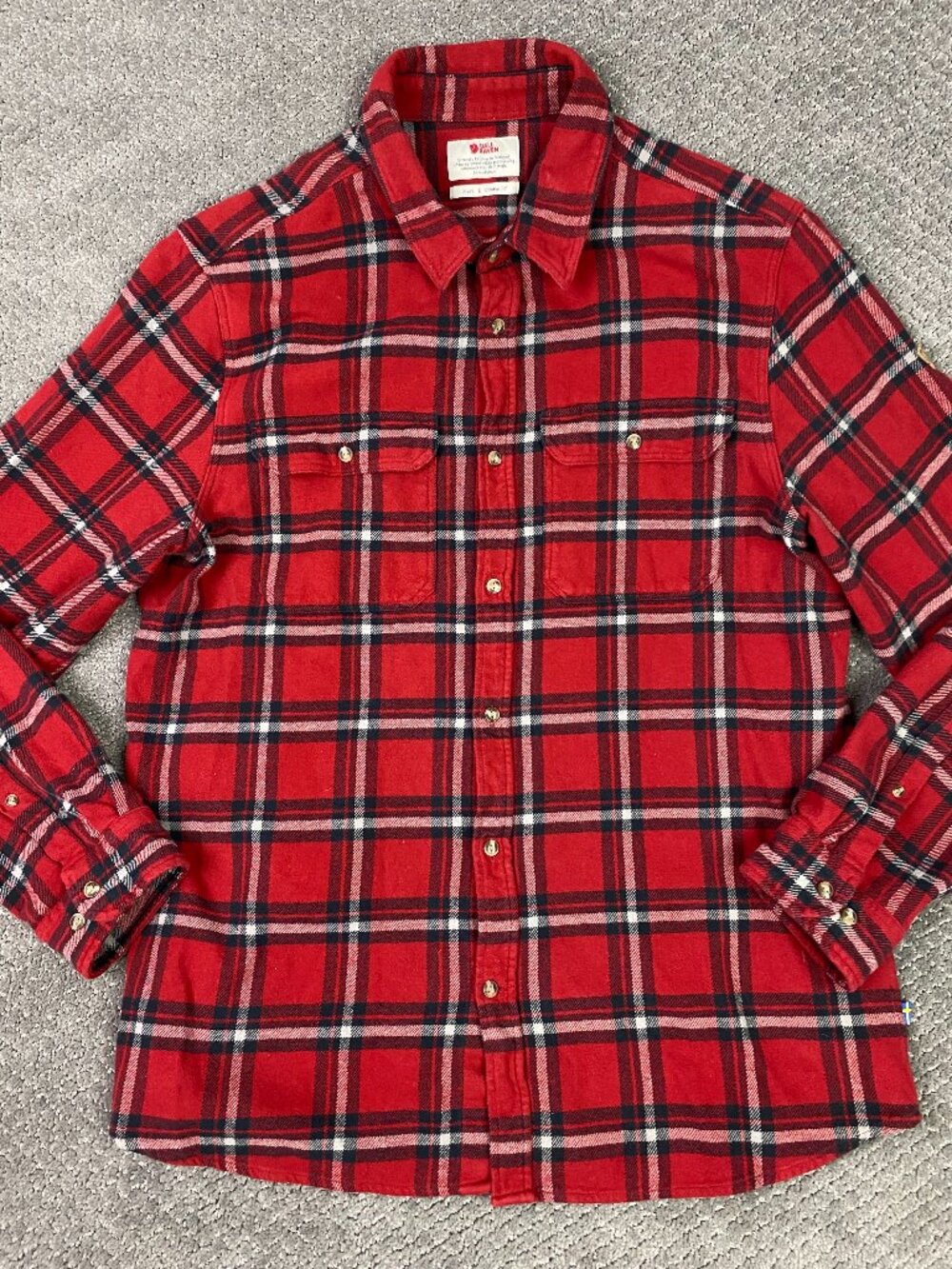 Fjallraven Ovik Heavy Flannel Shirt Mens Medium Red Oak Plaid Cotton Outdoor